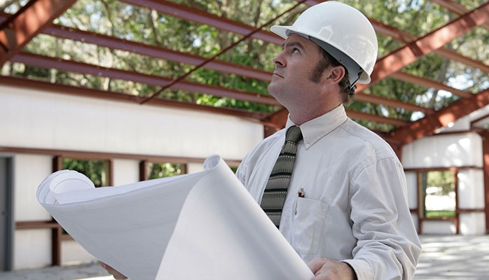 Avant de choisir un constructeur pour sa maison, lire son assurance